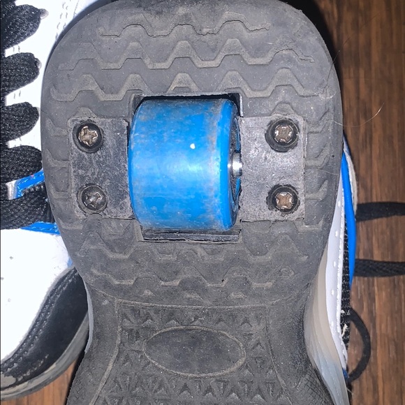 E- roller skate shoes - Picture 4 of 6